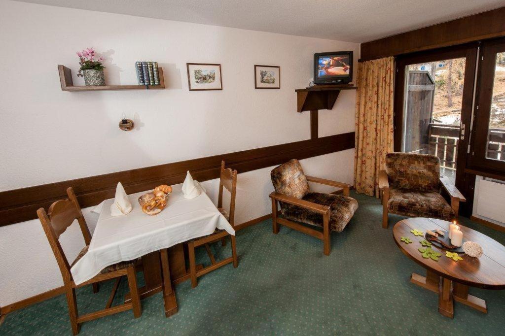 Appartements Zermatt Paradies מראה חיצוני תמונה