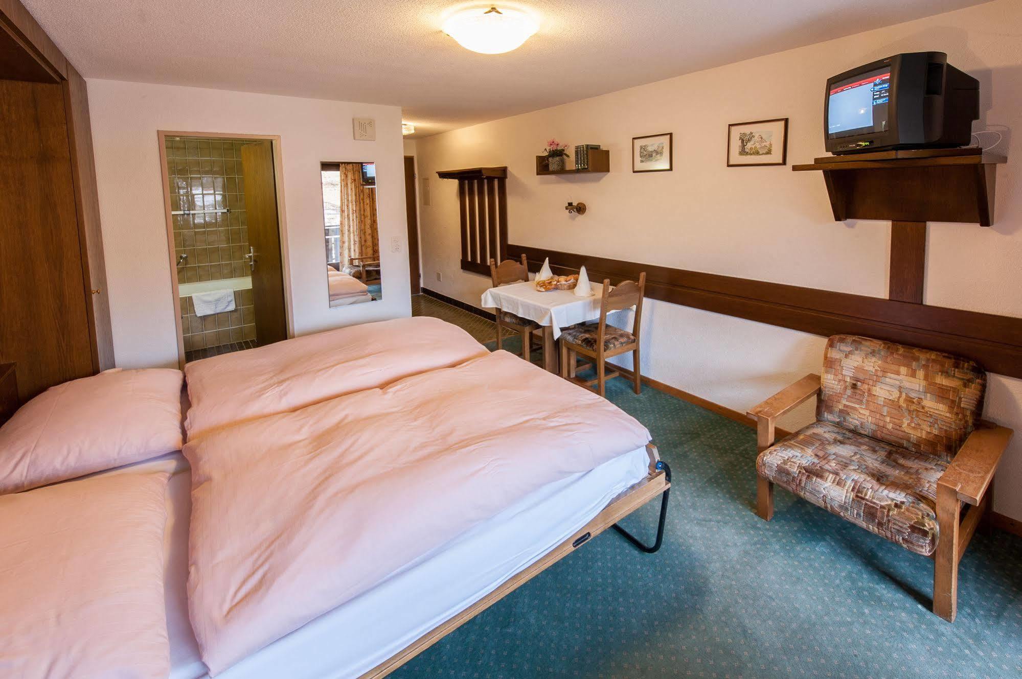 Appartements Zermatt Paradies מראה חיצוני תמונה
